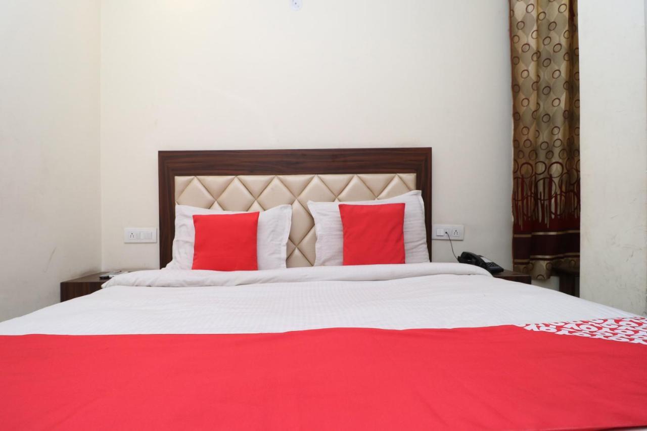 Hotel Golden Heart Amritsar Bagian luar foto