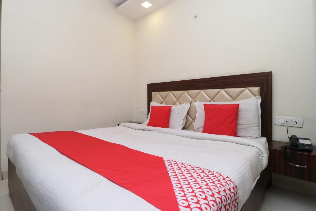Hotel Golden Heart Amritsar Bagian luar foto