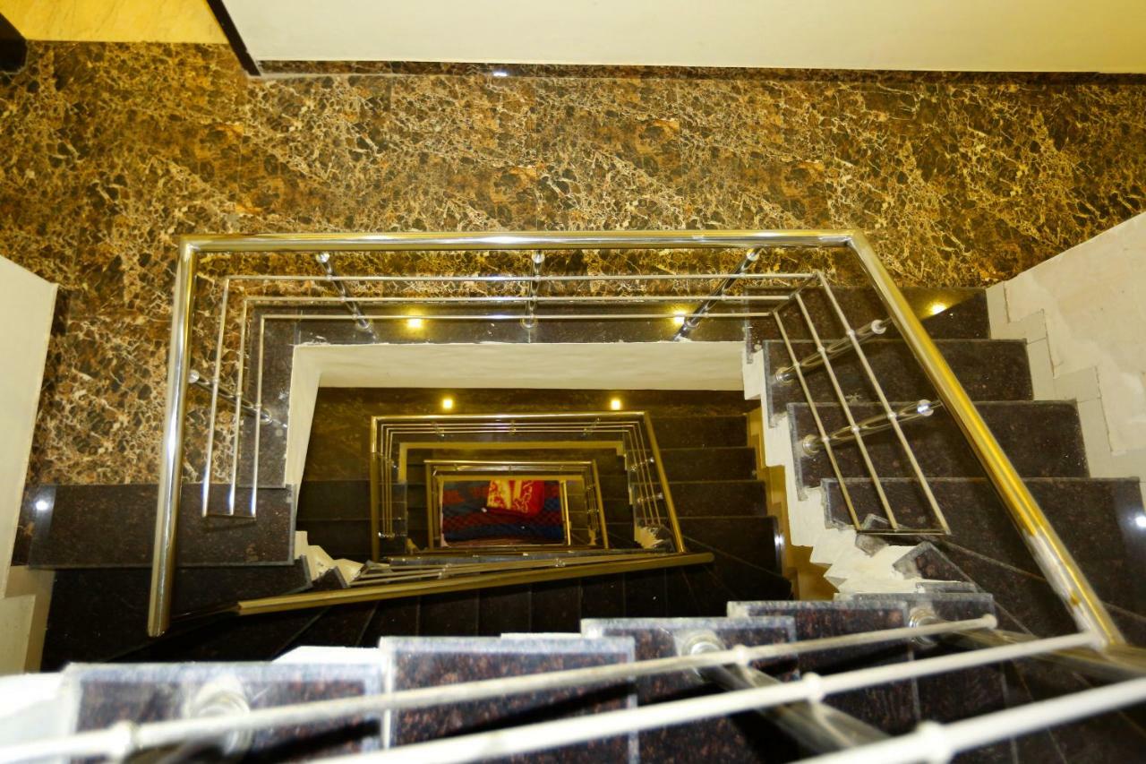 Hotel Golden Heart Amritsar Bagian luar foto