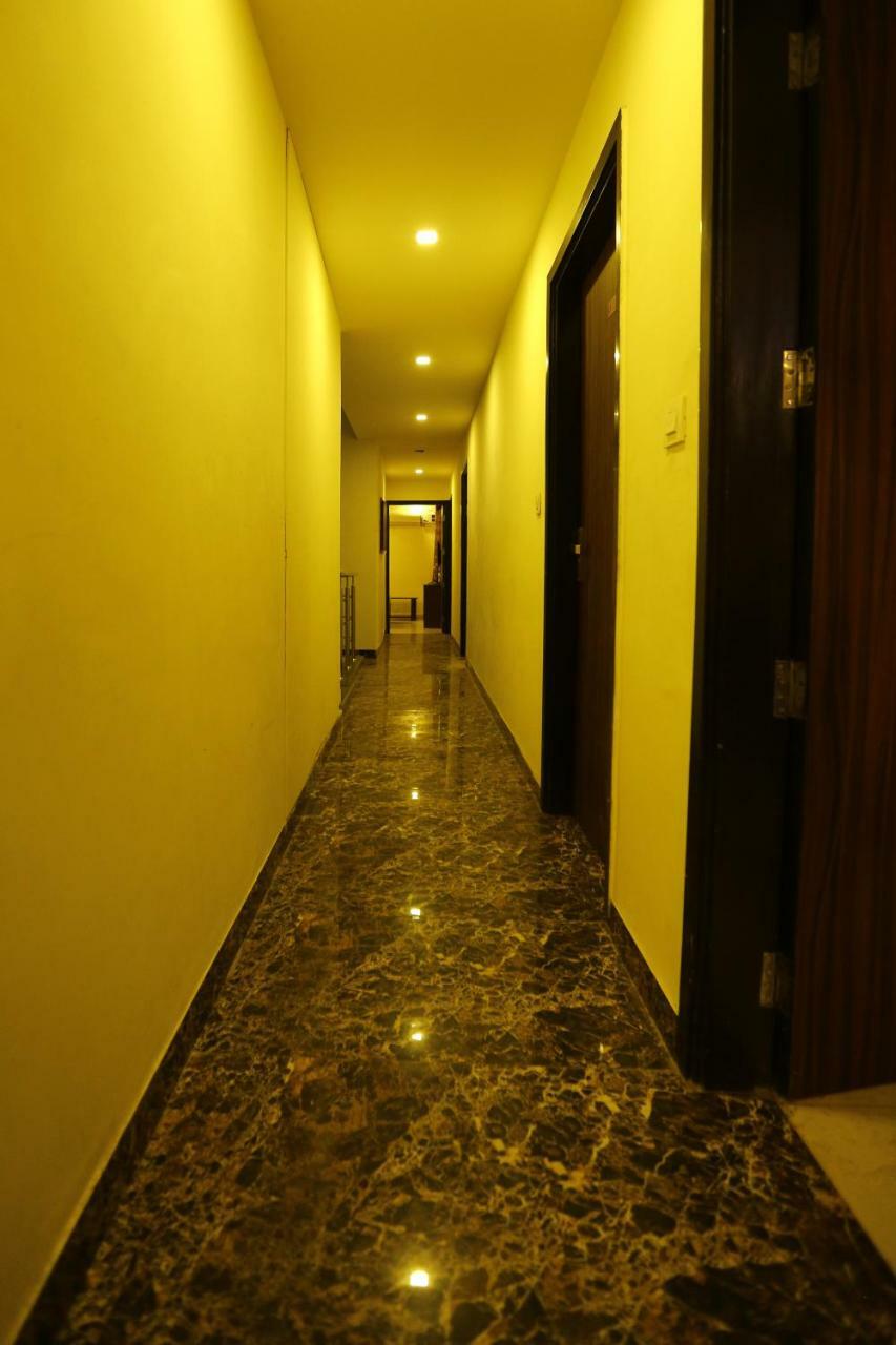 Hotel Golden Heart Amritsar Bagian luar foto