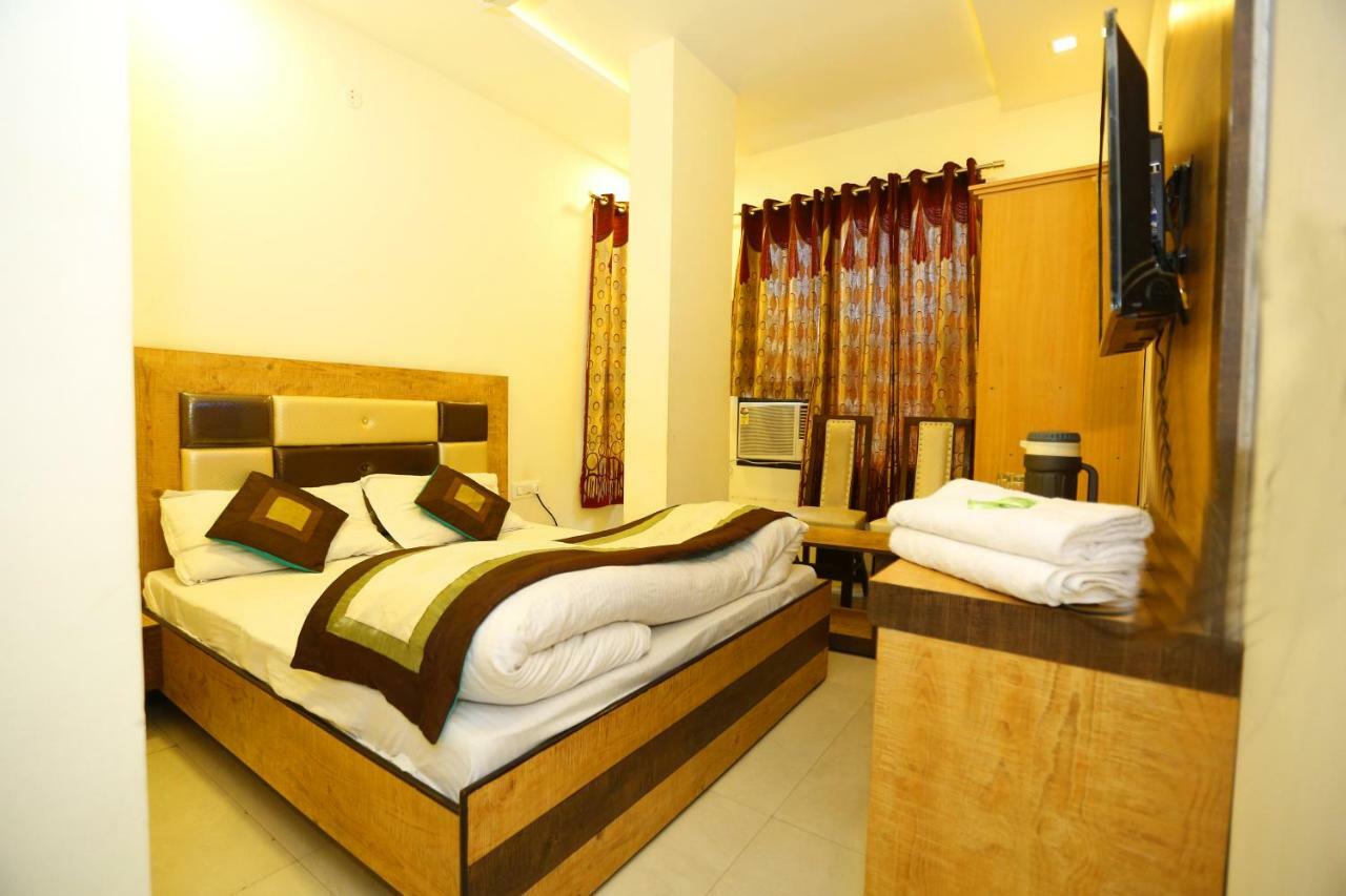 Hotel Golden Heart Amritsar Bagian luar foto