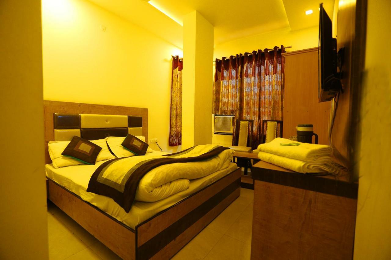 Hotel Golden Heart Amritsar Bagian luar foto
